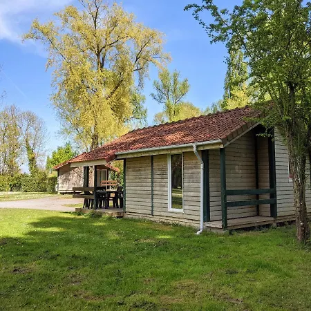 Camping Du Port De Plaisance