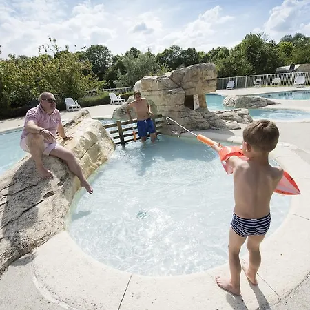 Du Port De Plaisance