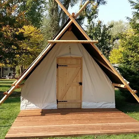 Du Port De Plaisance Camping