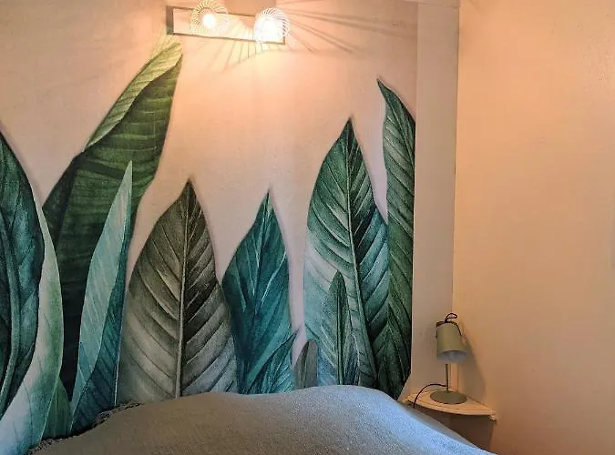 Du Port De Plaisance Camping Péronne