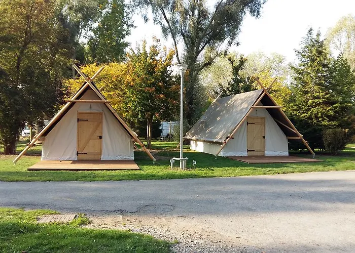 Du Port De Plaisance Camping