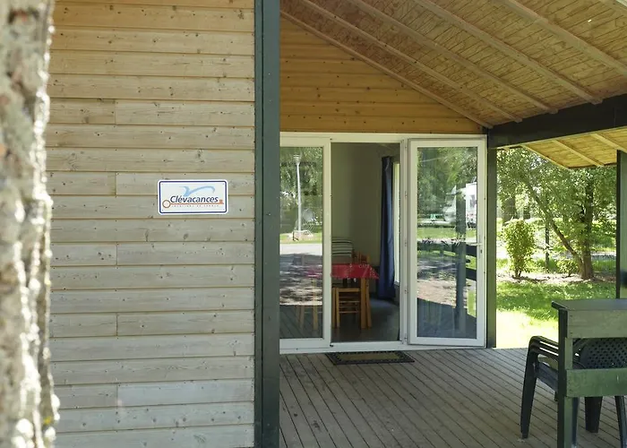 Du Port De Plaisance 3*